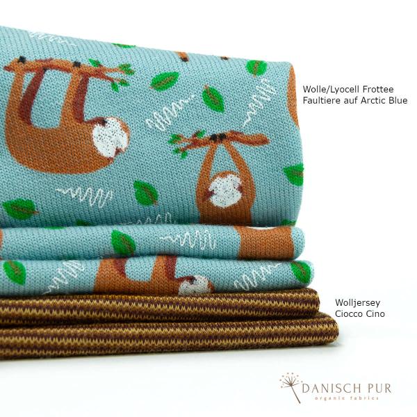 Bio Lyocell/Wollfrottee Faultiere auf Arctic Blue